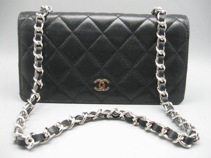 Chanel Black Lambskin Leather CC Long Full Flap Gag Wallet