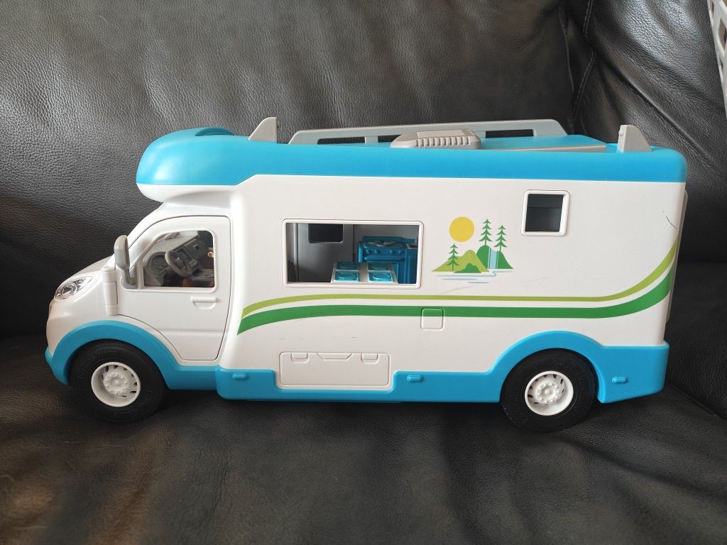 Lakeshore Camper Van Toy