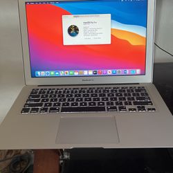 2013 MacBook Air I7 1.7 Dual core Office Included