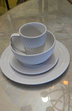 Elle Decor Porcelain Dinner set 32pcs