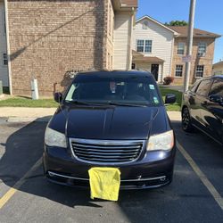 2011 Chrysler Town & Country