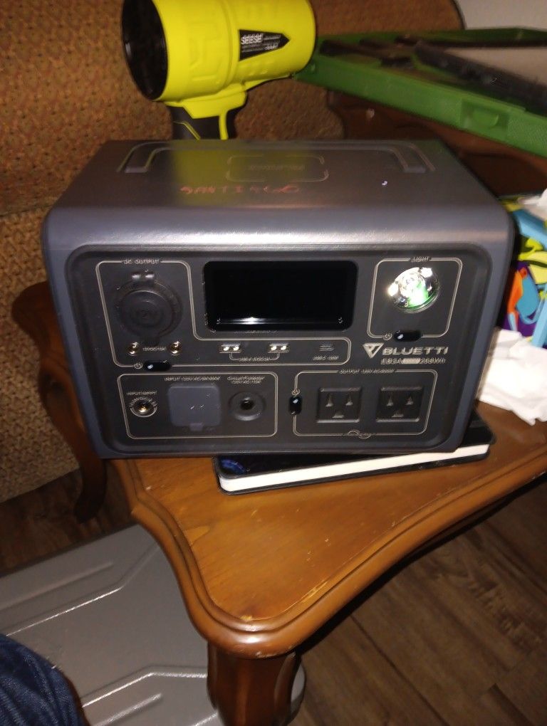 Bluetooth EBA3 600w Portable Power Station