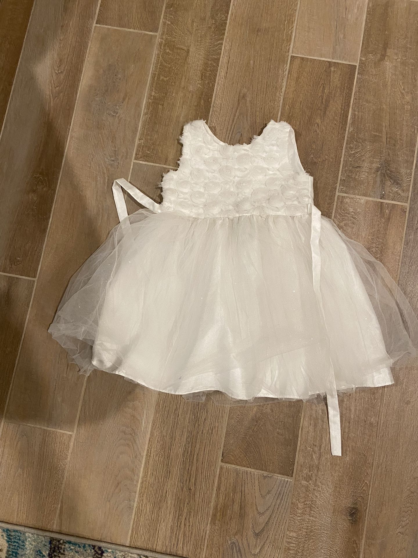 Girls Sparkly White Fancy Dress
