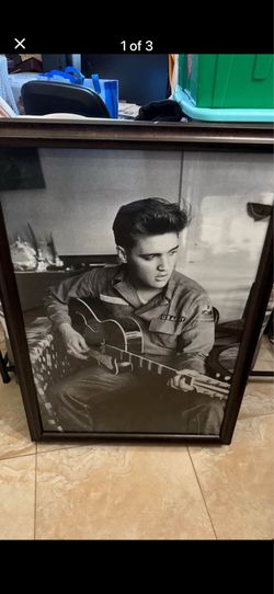 Elvis photos