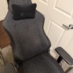 Secretlab Titan gaming chair
