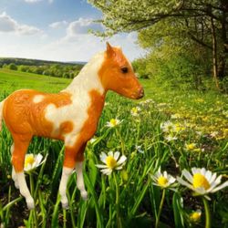 Breyer 1970s Paint/Pinto Sorrel/Palomino Stormy Mold 19, Retired, 5.5”