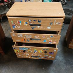 Dresser In Good Condition 