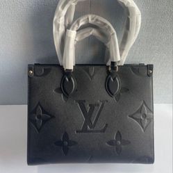 Louis Vuitton Bag Read Below Description Before Buying Item $ 1. 5  0