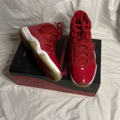 Air Jordan 11 Retro(size 11)