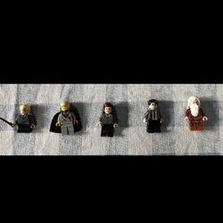 OfferUp Lego Harry Potter 5 Minifigs Harry, Dumbledore, Hermione, Ron, Draco 