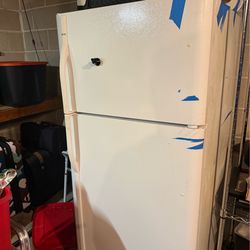 Refrigerator kenmore