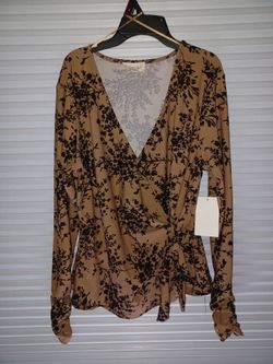 (LG) Meraki long-sleeved tan and black blouse