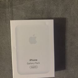 Apple iphone batterpack(magsafe)