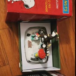 Peanut Charlie Brown Theme Collectible 