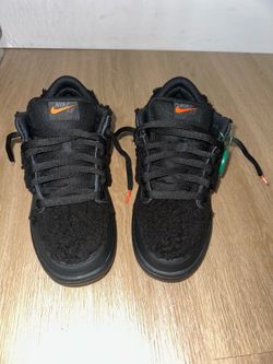 Nike Dunk SB Triple Black Special Box