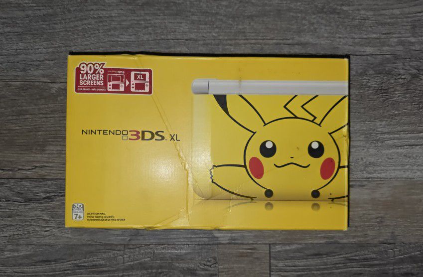 Nintendo 3DS XL Pikachu Edition