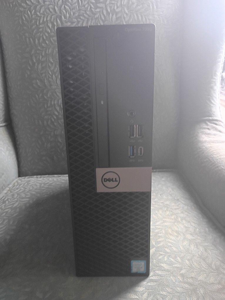 Dell Optiplex 7050 Small Form Factor I5 Quad Core Windows 11 $160 Huntington Beach