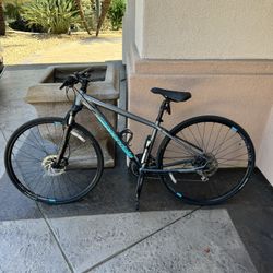 Cannondale Hybrid Bike Althea 3