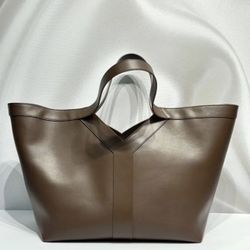 Authentic Saint Laurent YSL Brown Leather Tote Bag