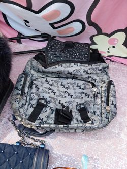 Hello kittybag