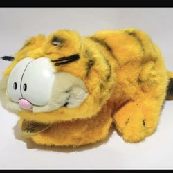 Vintage Garfield The Cat 1981 Plush Stuffed Toy Fun  ABOUT 8” INCHES  BEST OFFER
