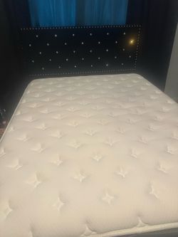 Queen mattress