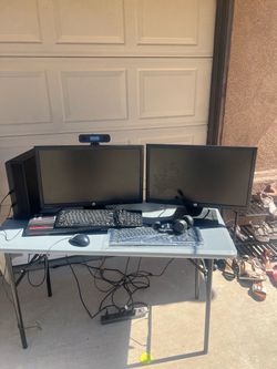 Dual HP Monitors Desktop Computer Setup
