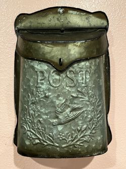 Country Galvanized Rustic Metal French Letter Box w/Embossed Bird & Floral Motiff Mount on Wall