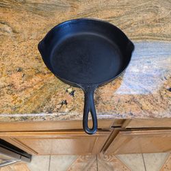 Cast Iron Skillet 
