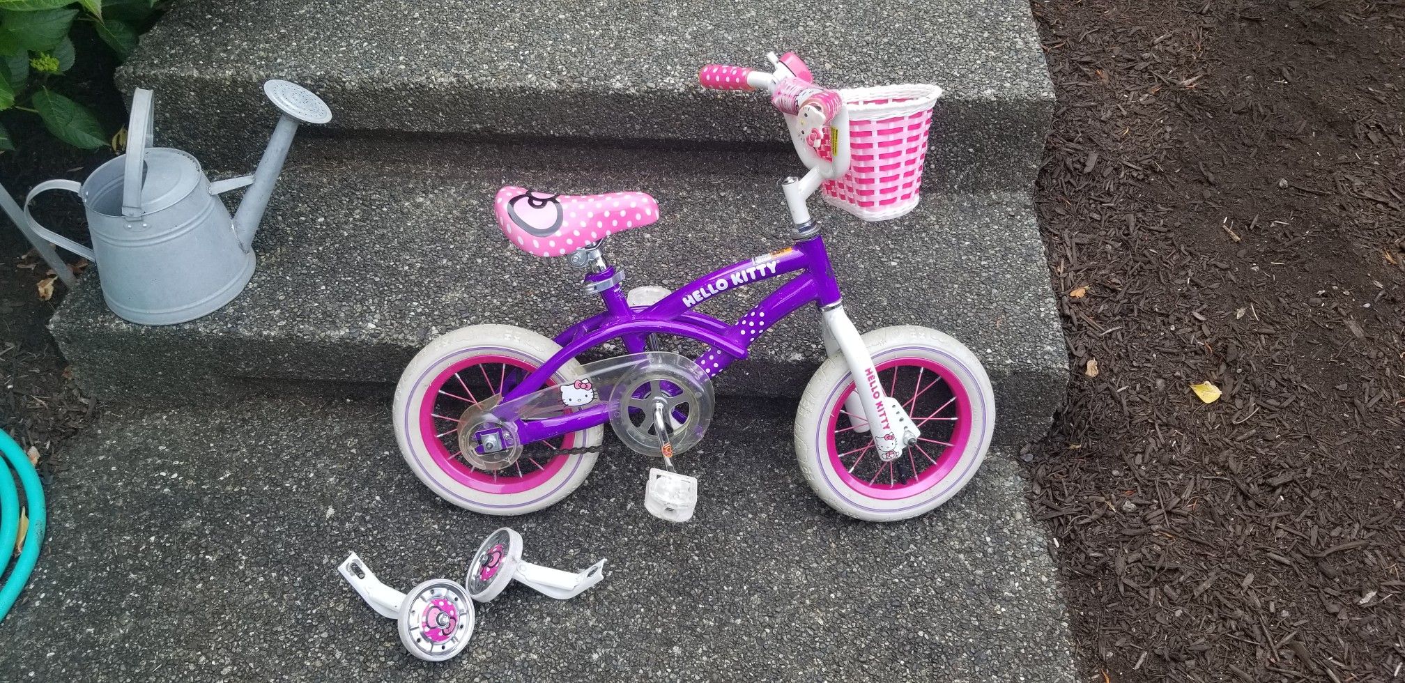 Girls 12 inch Hello Kitty Bike with training wheels