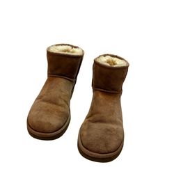 Ugg Australia Classic Short II Women's Size 8 Brown Round Toe Suede Snow Boots