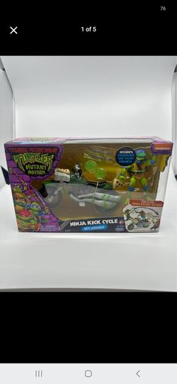 TMNT Mutant Mayhem Ninja Kick Cycle with Leonardo
