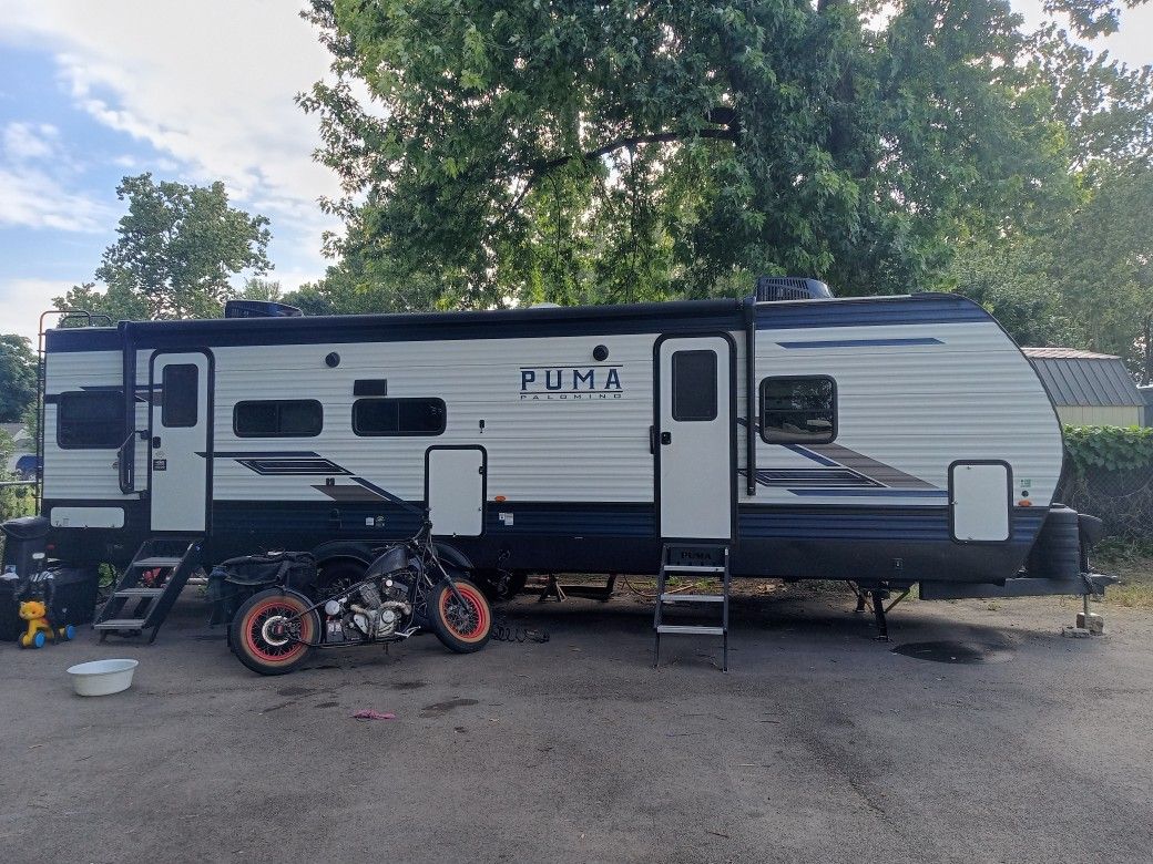 Travel Trailer Trade