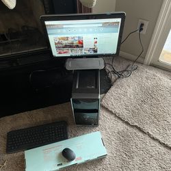 Dell Inspiron 3847 Desktop With Monitor 