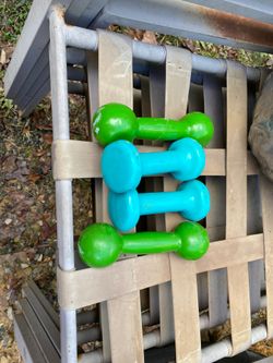 3 lbs and 2 lbs weights