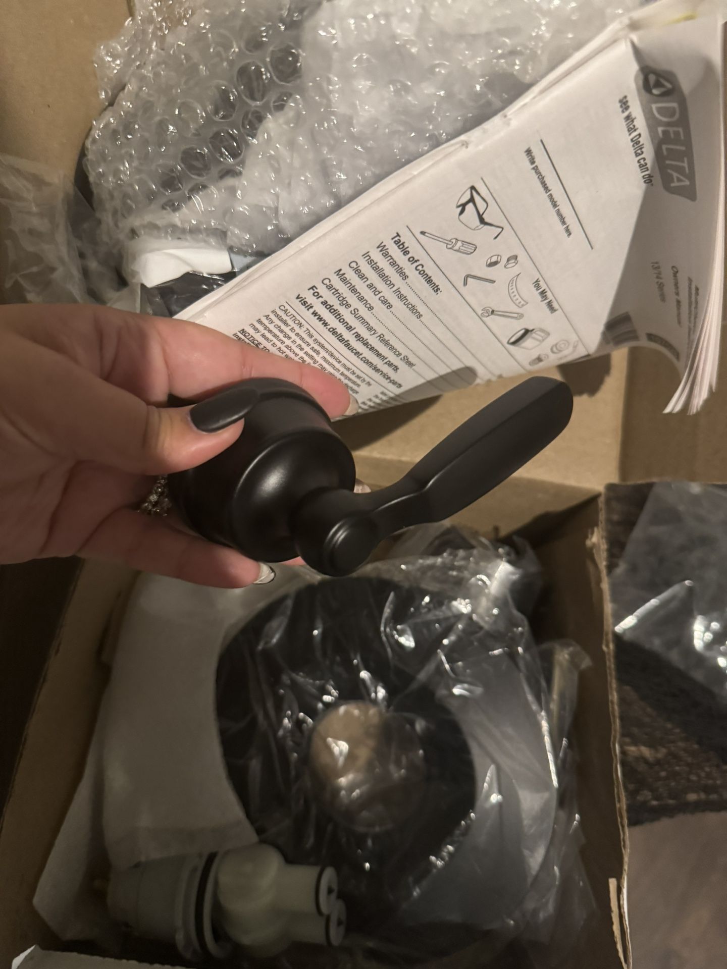 Delta T14432BL Black Woodhurst 3 Piece Set Shower for Sale in Conroe