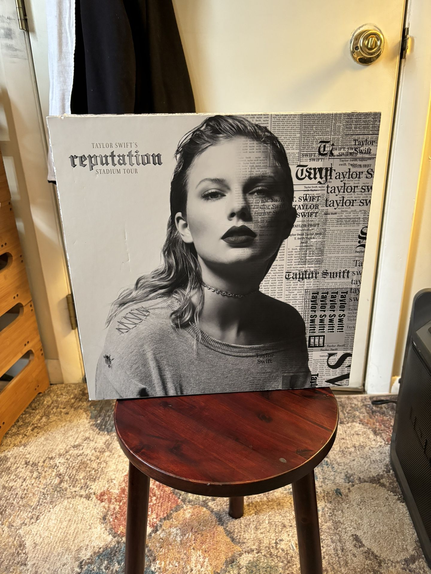 Taylor Swift Reputation VIP Box