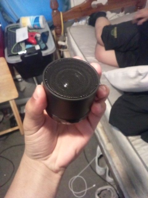 Bluetooth And Aux Speaker