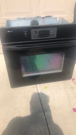  Maytag      30 Inch Built In Oven 