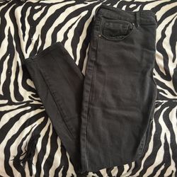 High- Rise Black Ripped Jeans 