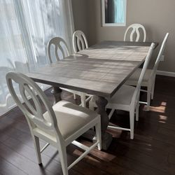 Beautiful Dining Table driftwood From High end Restoration hardware 