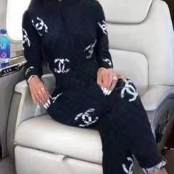 New. What's your size. Click on my name to see more stuff. Leave your number If you're interested