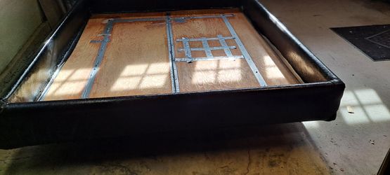 Bed Frame CA KING standard or waterbed - $100 (Loma Linda)