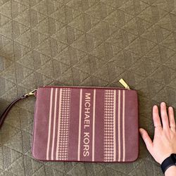 Brand New, gifted Michael Kors hand bag