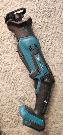 Makita Reciprocating Cordless Saw