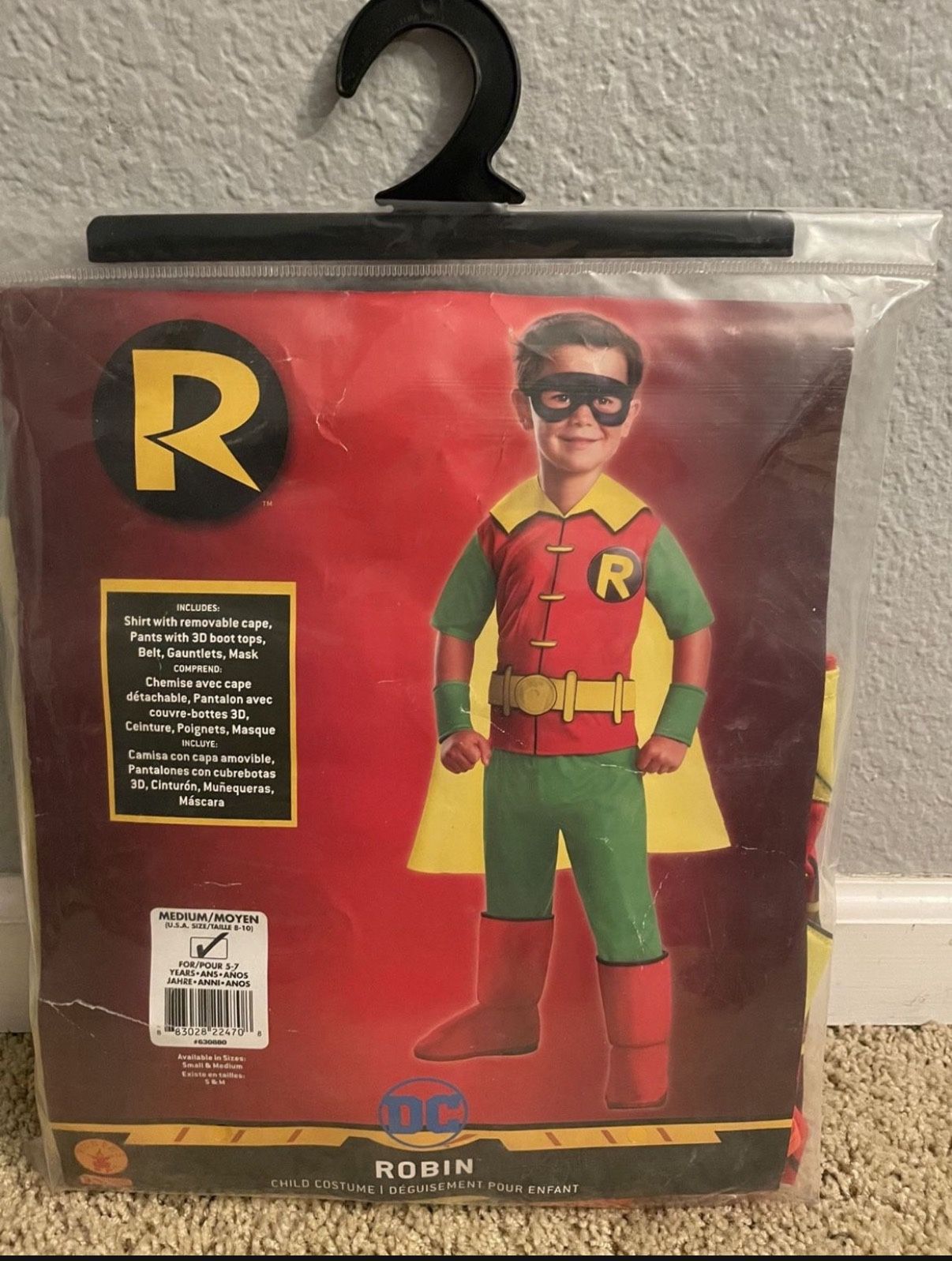 YOUTH (8/10) Robin Costume