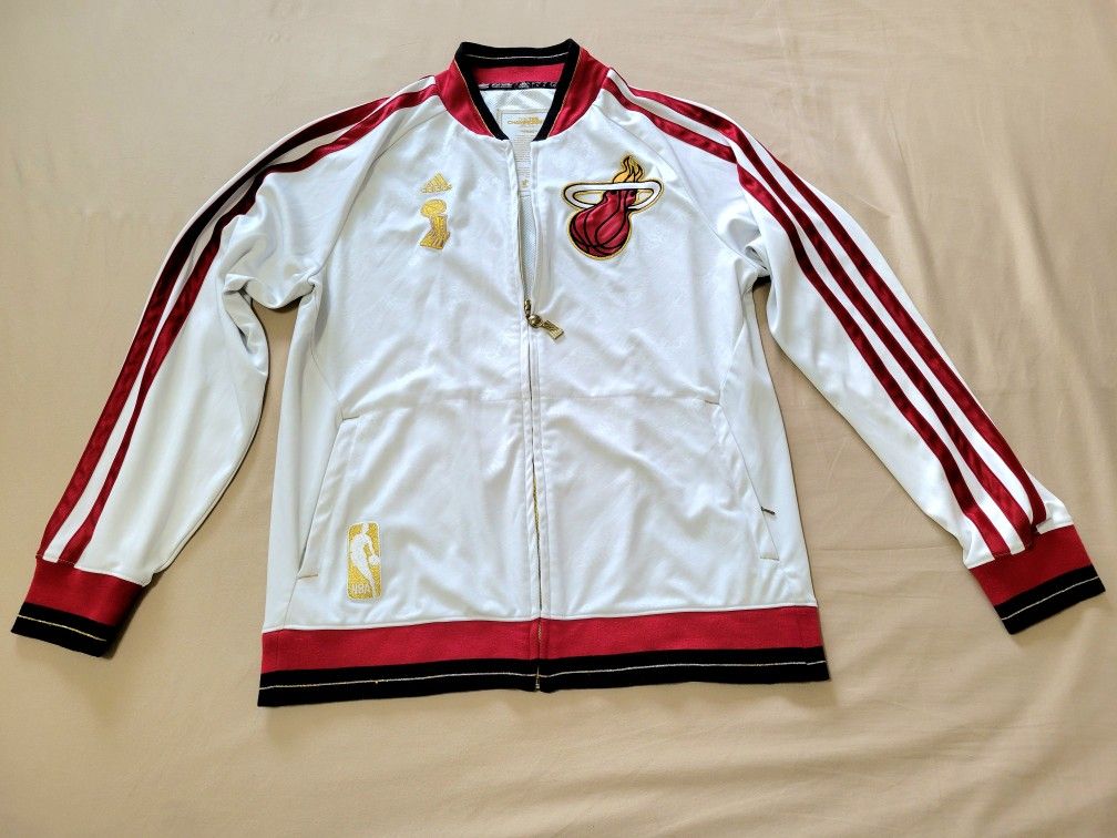 Miami Heat Adidas TRB Championship Full Zip Track Jacket. Size : L