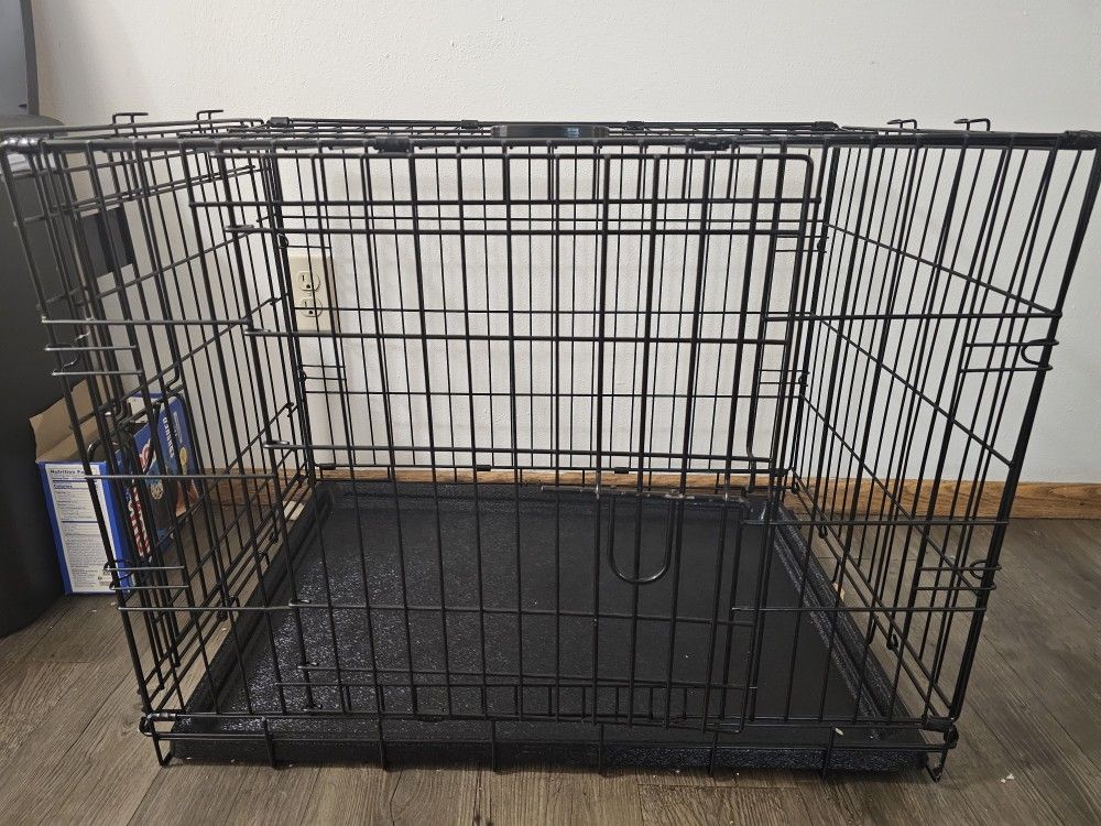 Pet Crate And Pet Playpen 