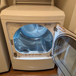 Selling my almost new Washer and Dryer set