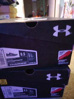 GYM SHOES